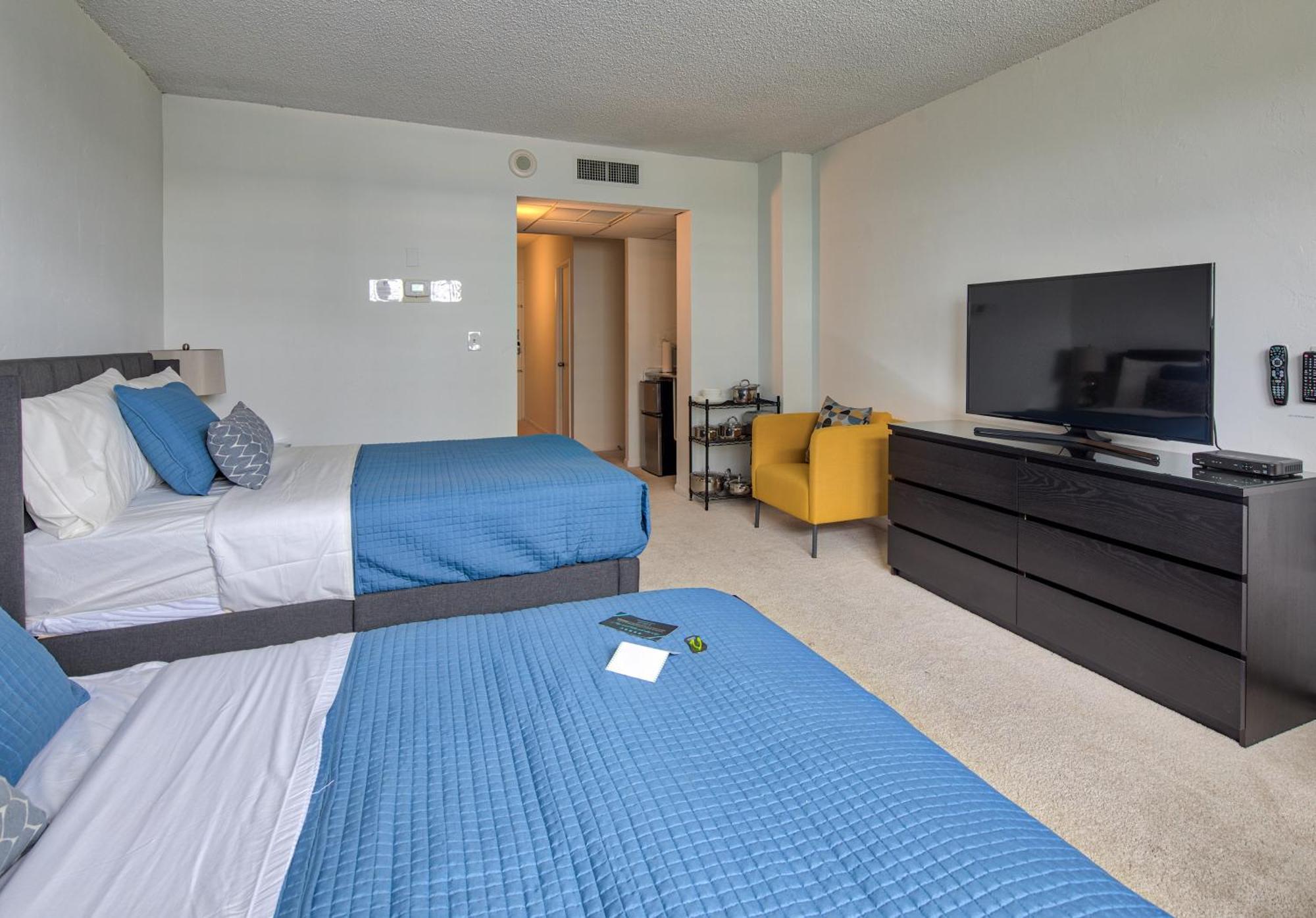 Ocean Reserve Luxury Condos Across From Sunny Isles Beach 마이애미 비치 객실 사진