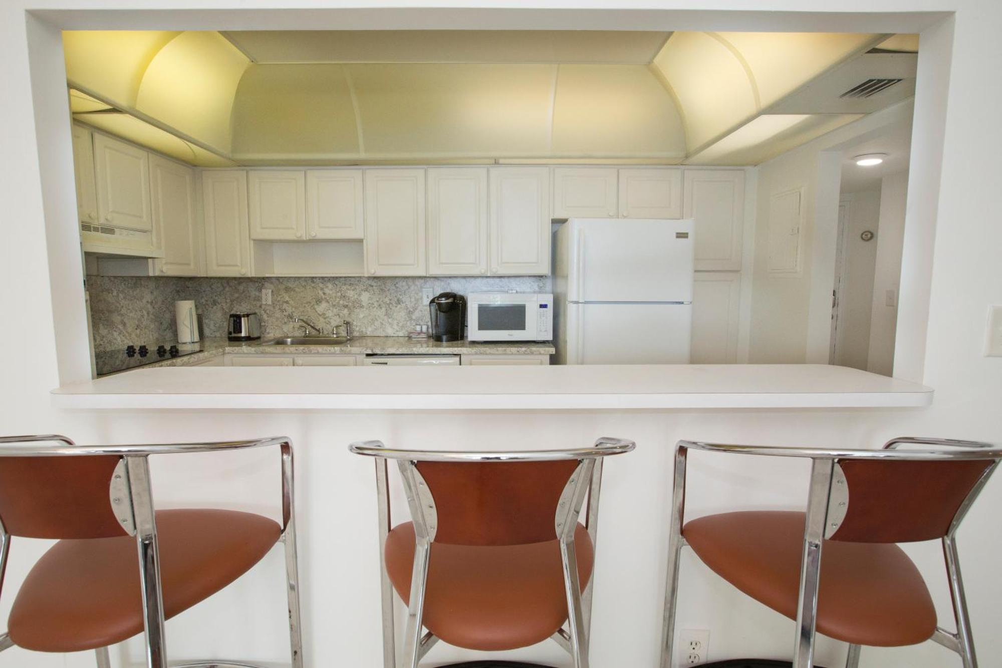 Ocean Reserve Luxury Condos Across From Sunny Isles Beach 마이애미 비치 외부 사진